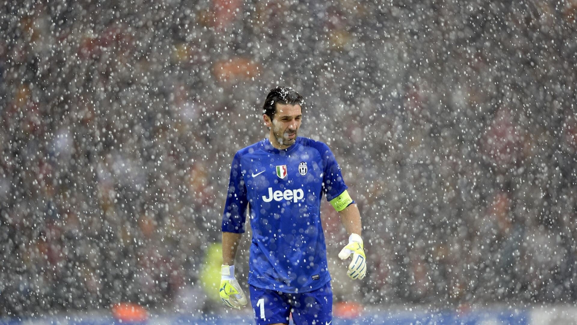 亚洲足球巨星备战重要比赛，亚洲足球2021