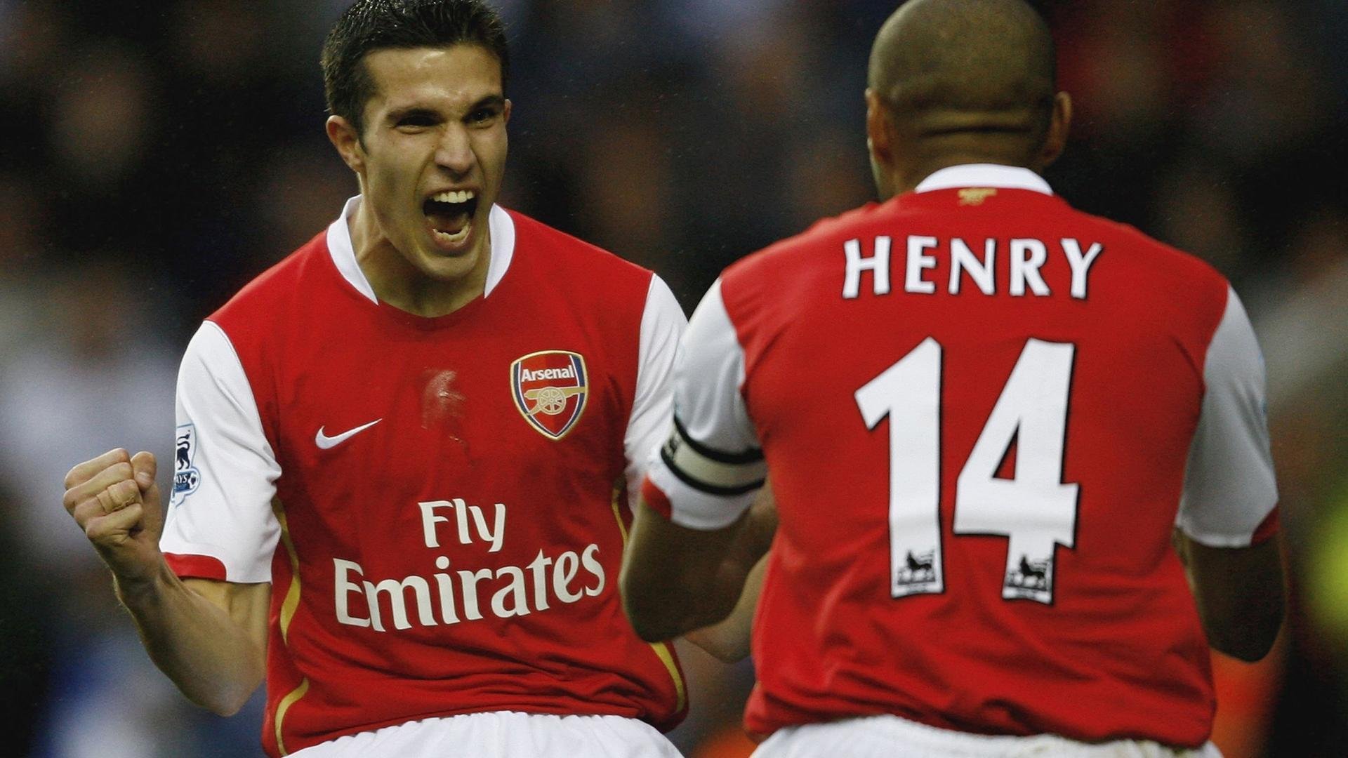 媒体报道足球反腐进展，呼吁透明，足球犯罪